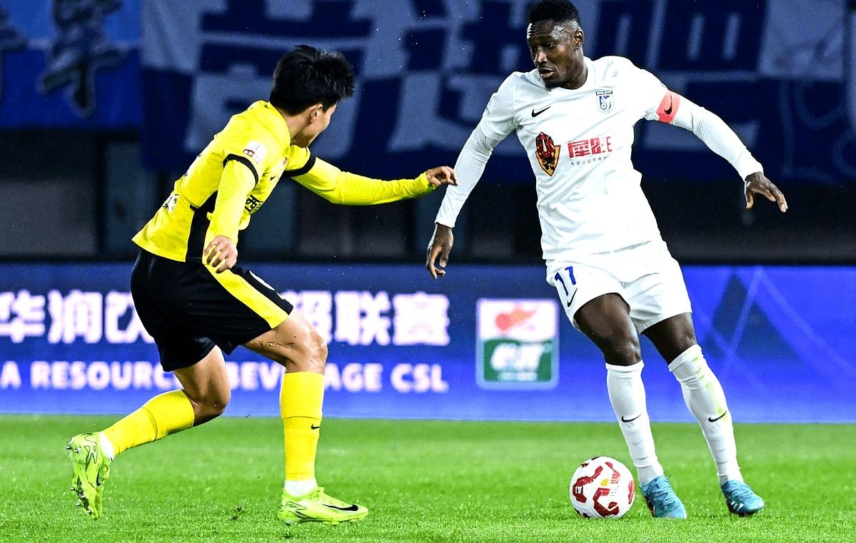 华体会_关于大连人客场击败青岛西海岸，抢下关键三分的信息