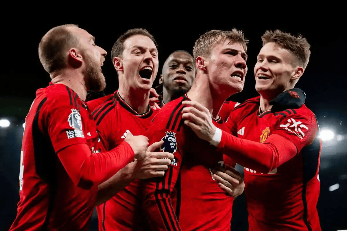 华体会_英超第2轮曼联四球大胜领跑 蓝军绝杀热刺取首胜